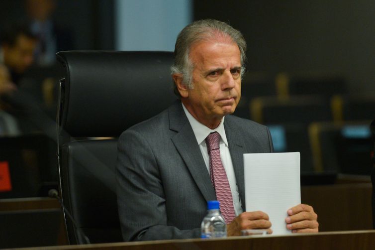Brasília –  O Tribunal de Contas da União aprovou o relatório do ministro José Múcio Monteiro, que analisa as contas da presidenta afastada Dilma Rousseff, referentes a 2015 (José Cruz/Agência Brasil)