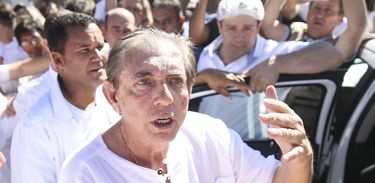 João de Deus chega à Casa Dom Inácio Loyola, em Abadiânia.