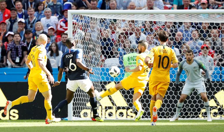 Copa 2018:França e Austrália. Paul Pogba, da França, marca seu segundo gol.