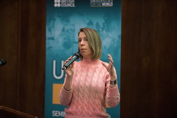 Cíntia Gonçalves Gerente Sênior de Inglês do British Council Brasil