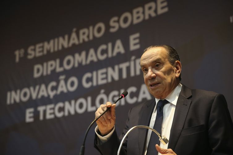 Brasília - O ministro Aloysio Nunes Ferreira, das Relações Exteriores, na abertura do 1º Seminário sobre Diplomacia e Inovação Científica e Tecnológica (José Cruz/Agência Brasil)