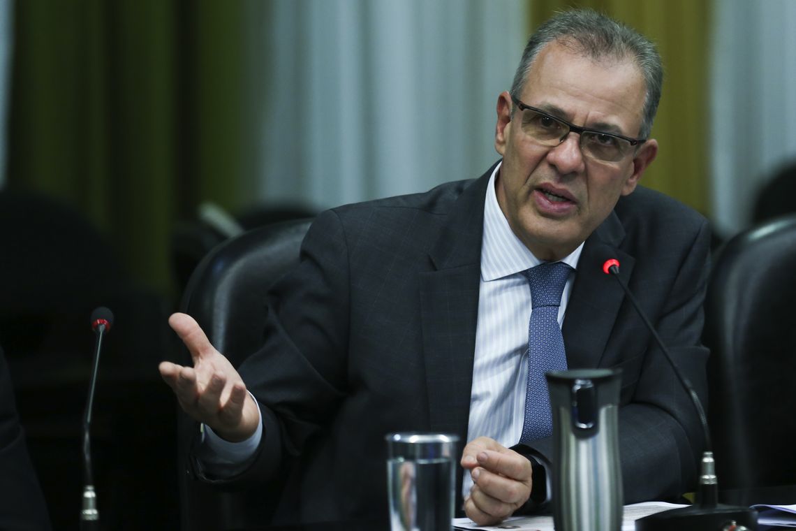 José Cruz/Agência Brasil O ministro de Minas e Energia, Bento Albuquerque, fala sobre as ações desenvolvidas pela pasta nos primeiros 100 dias de governo.