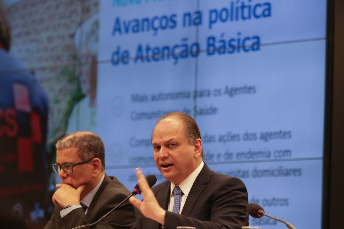 Fabio Rodrigues Pozzebom/Agência Brasil Brasília - O ministro da Saúde, Ricardo Barros, participa de audiência pública sobre relatórios quadrimestrais de Prestação de Contas do Gestor Federal do SUS, referentes aos segundo e terceiro quadrimestres de 2017, na Comissão Mista de