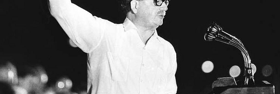 Salvador Allende durante discurso no Chile Salvador Allende durante discurso no Chile