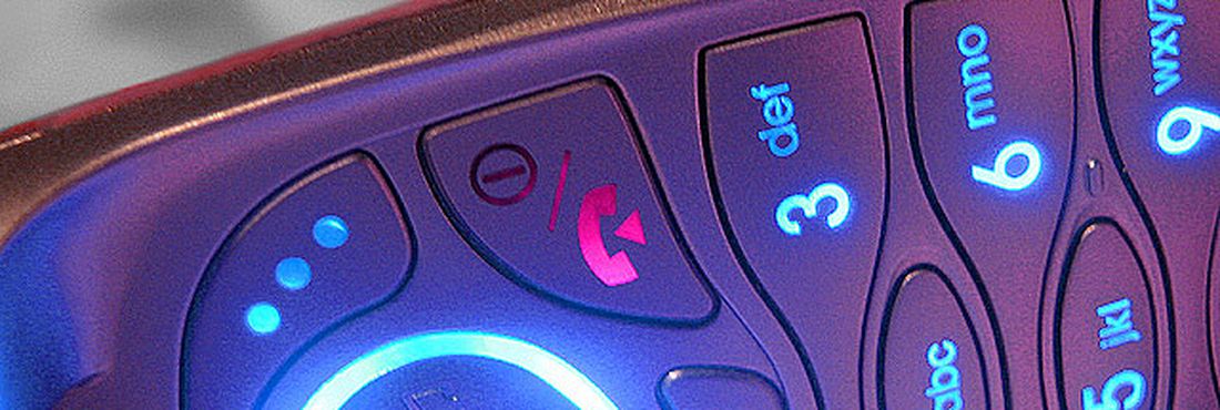 Celular recebe chamada Celular recebe chamada