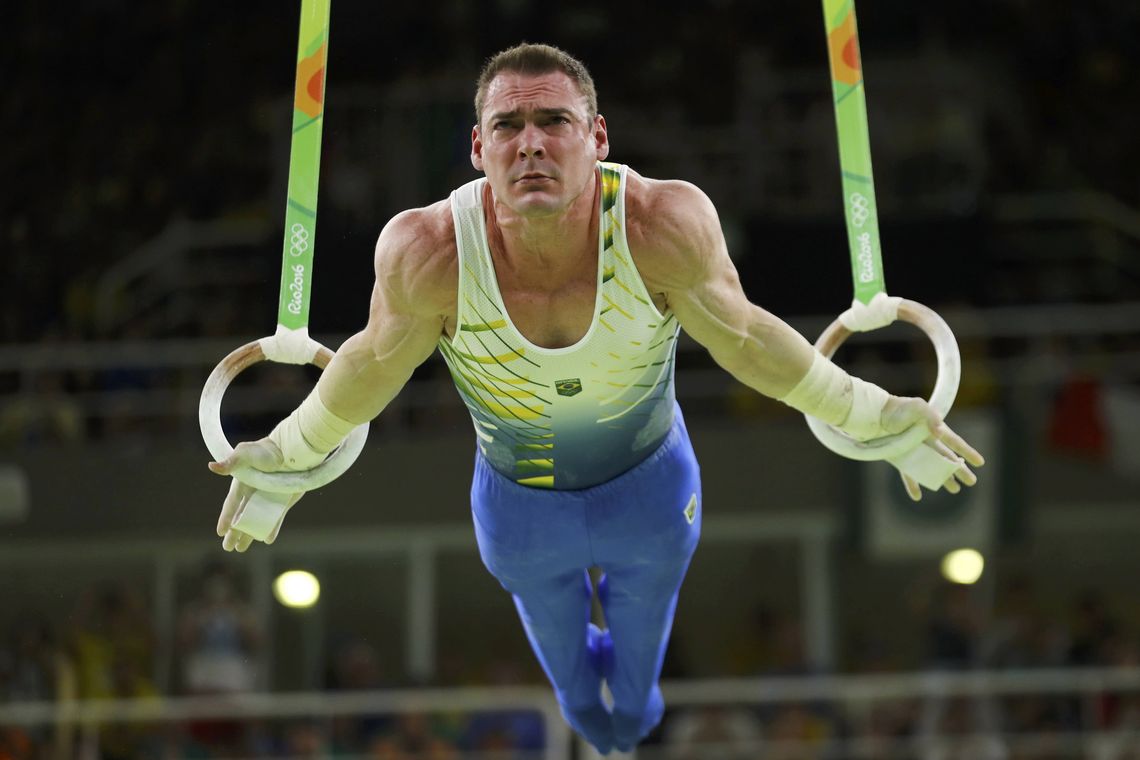 Reuters/Mike Blake/Direitos Reservados Rio de Janeiro - O ginasta brasileiro Arthur Zanetti conquista a medalha de prata na final da prova de argolas (Reuters/Mike Blake/Direitos Reservados)