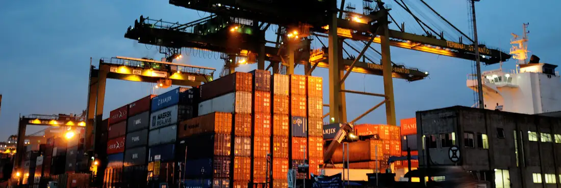 Exportações A matéria destaca histórias de brasileiros que conseguiram superar as barreiras ao comércio exterior