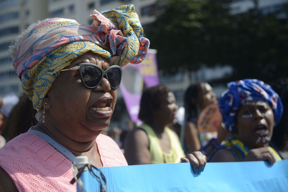 Fernando Frazão/Agência Brasil O Fórum Estadual de Mulheres Negras do Rio de Janeiro realizou pelo quinto ano consecutivo, a Marcha das Mulheres Negras, na orla de Copacabana, zona sul da capital.