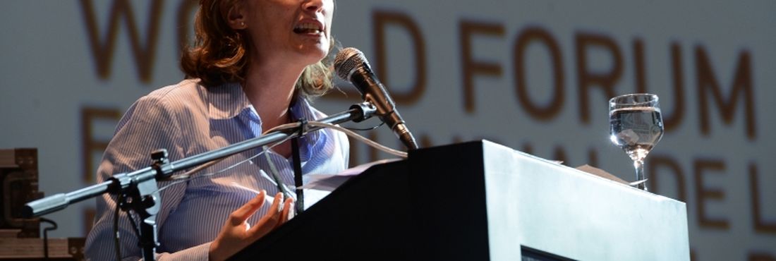 A ministra de Direitos Humanos, Maria do Rosário, participa da abertura do Fórum Mundial de Direitos Humanos. Na abertura, houve um minuto de silêncio em homenagem ao líder sul-africano Nelson Mandela A ministra de Direitos Humanos, Maria do Rosário, participa da abertura do Fórum Mundial de Direitos Humanos. Na abertura, houve um minuto de silêncio em homenagem ao líder sul-africano Nelson Mandela