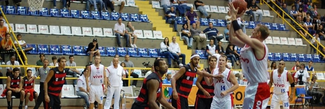 Flamengo x Bauru Flamengo x Bauru ao vivo basquete brasil