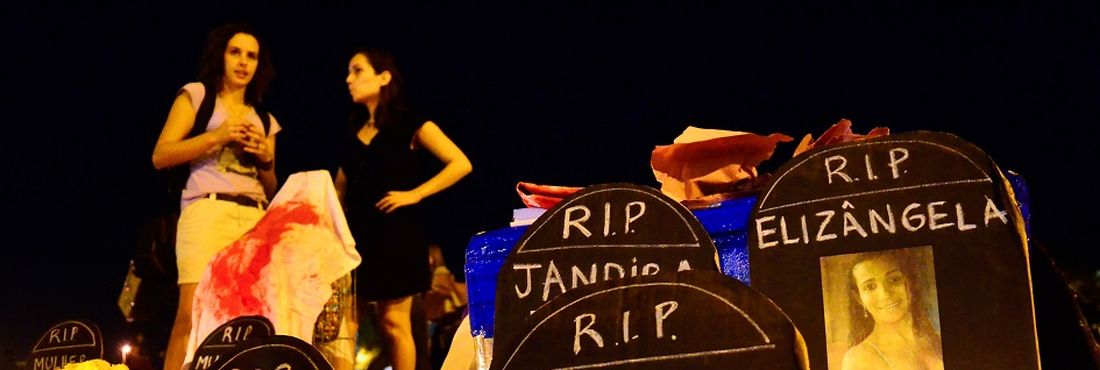 Ato em defesa da descriminalização do aborto. (Arquivo 27/05/2015)