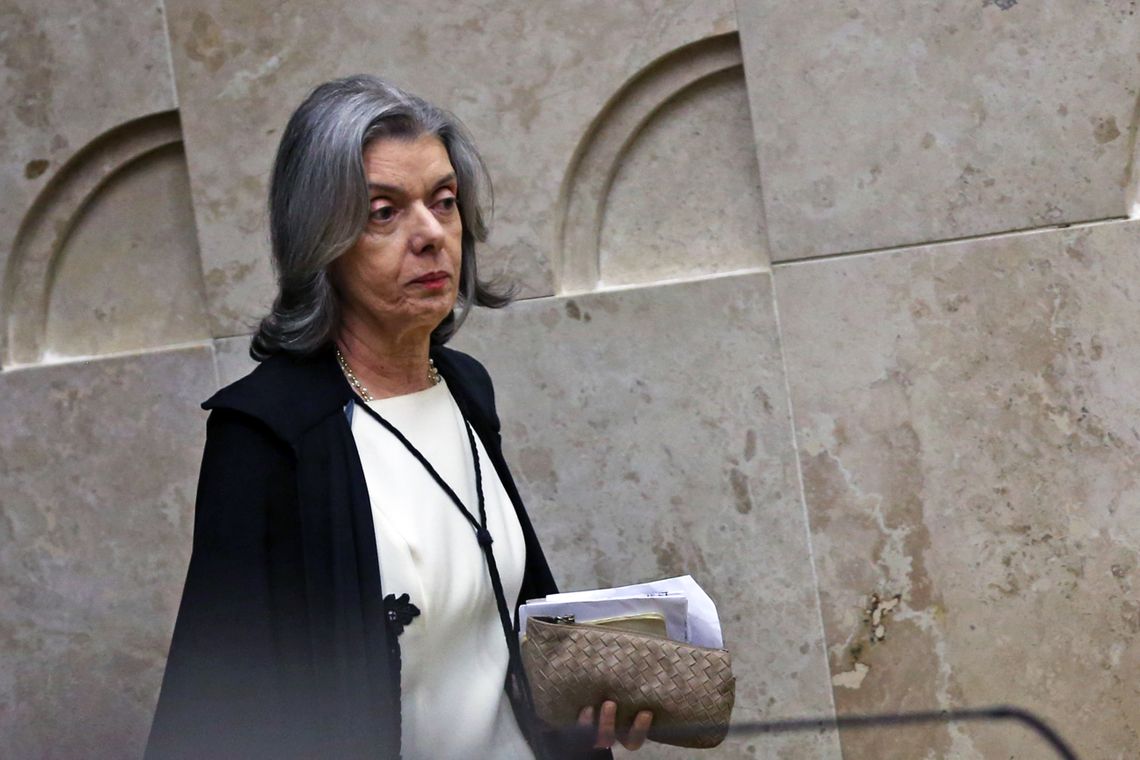 José Cruz/Agência Brasil Brasília - A presidente do Supremo Tribunal Federal, Cármen Lúcia, durante julgamento do pedido de habeas corpus do ex-presidente Lula (José Cruzr/Agência Brasil)
