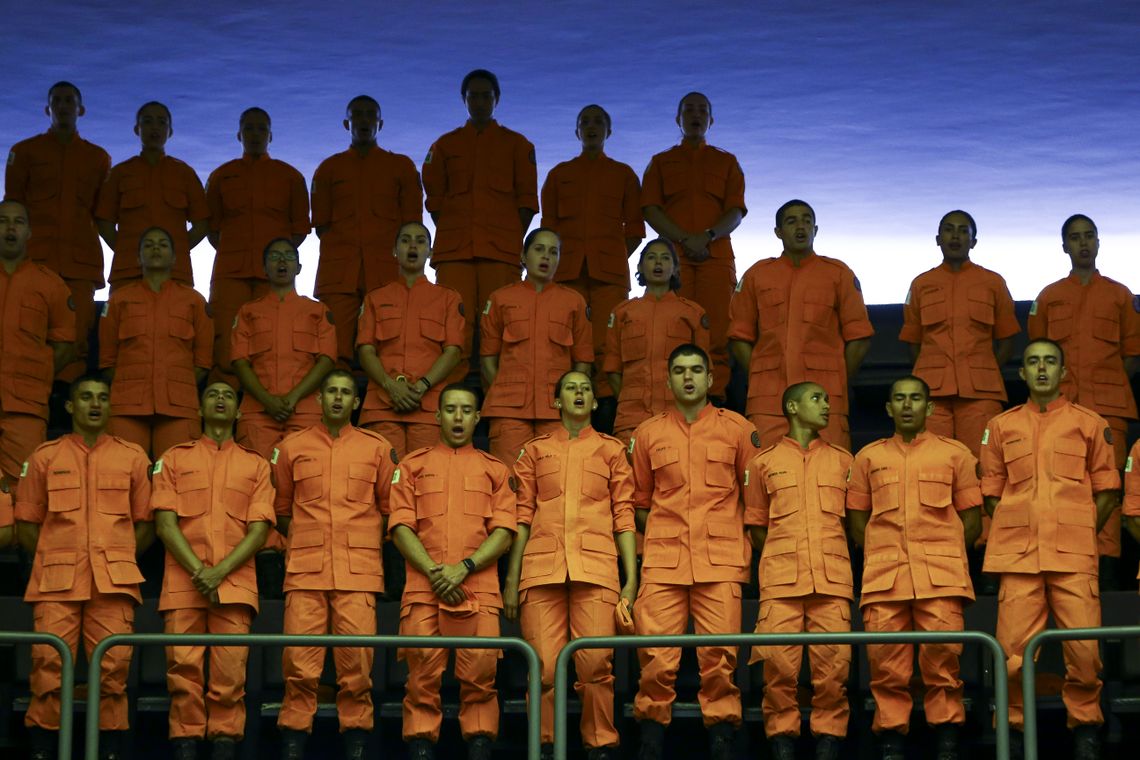 Marcelo Camargo/Agência Brasil Câmara dos deputados realiza sessão Solene em homenagem às vítimas, aos militares do Corpo de Bombeiros de Minas Gerais e demais profissionais que socorreram e resgataram as vítimas do Desastre de Brumadinho- MG