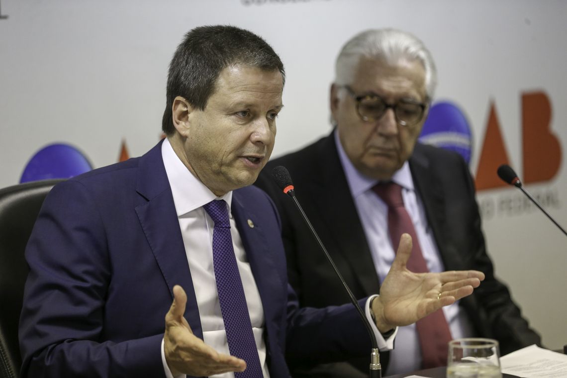 Fabio Rodrigues Pozzebom/Agência Brasil O presidente da OAB, Cláudio Lamachia, e o presidente do Sebrae, Guilherme Afif Domingos, falam sobre o mandado de segurança que o Sebrae entrou no STF contra a medida provisória que criou a Agência Brasileira de Museus (Abram).
