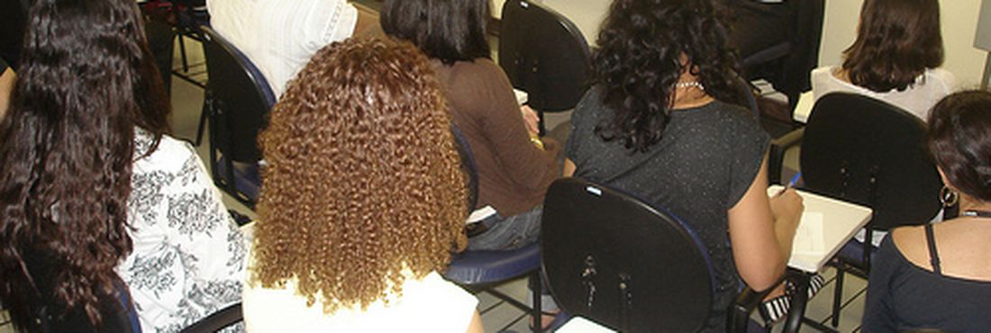 Cravi Centro de Referência e Apoio à Vítima oferece sessões com psicólogo, assistente social e ainda conseguem obter informações sobre o andamento do processo criminal