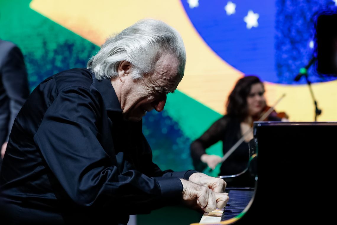 Alan Santos/PR Pianista e maestro João Carlos Martins durante encontro do presidente Jair Bolsonaro com lideranças empresariais e cerimônia de entrega da Ordem do Mérito Industrial São Paulo.