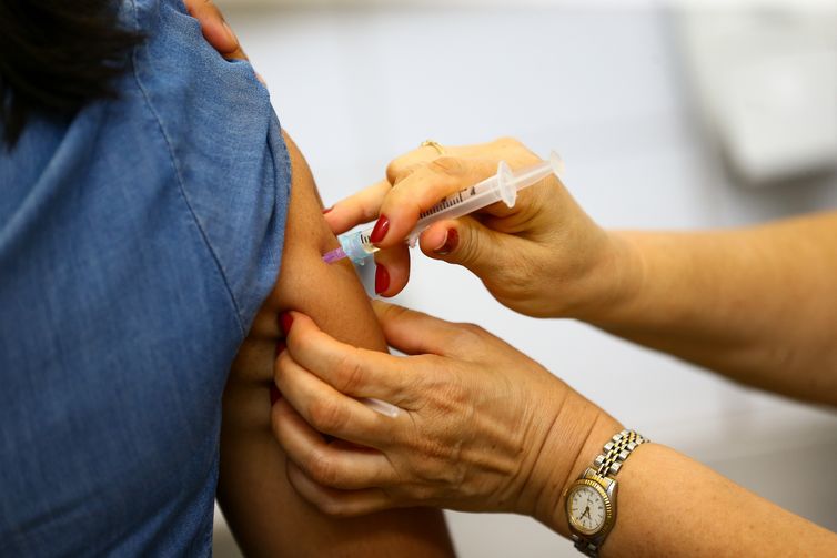  Ministério da Saúde realiza Dia D da segunda fase da Campanha de Vacinação contra o Sarampo será neste sábado (30).