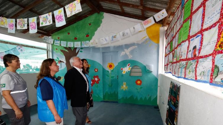 Presidente Michel Temer visita abrigo de imigrantes venezuelanos em Roraima