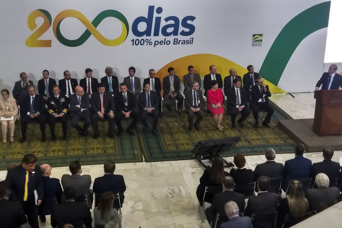 Valter Campanto/Agência Brasil O presidente Jair Bolsonaro participa da cerimônia alusiva aos 200 dias de governo, no Palácio do Planalto.