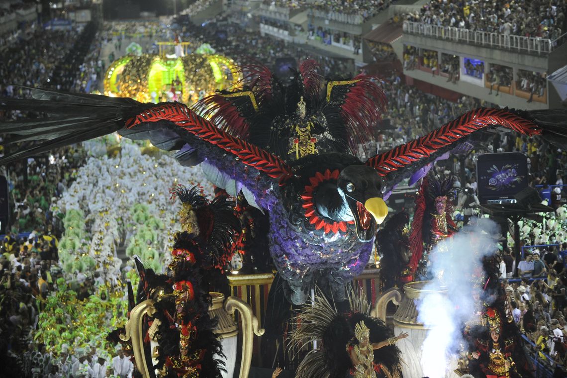 Tania Rego Rio de Janeiro - Escolas de samba do Grupo Especial se apresentam no Sambódromo da Marquês de Sapucaí, no segundo dia de desfiles (Fernando Frazão/Agência Brasil)