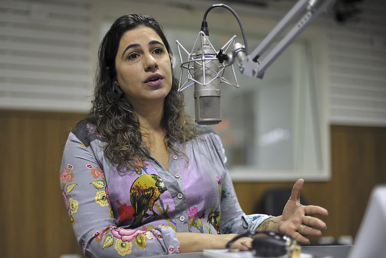 A ex- delegada- chefe da DPCA, Valéria Martirena, fala sobre Pedofilia durante entrevista à Radio Nacional de Brasilia