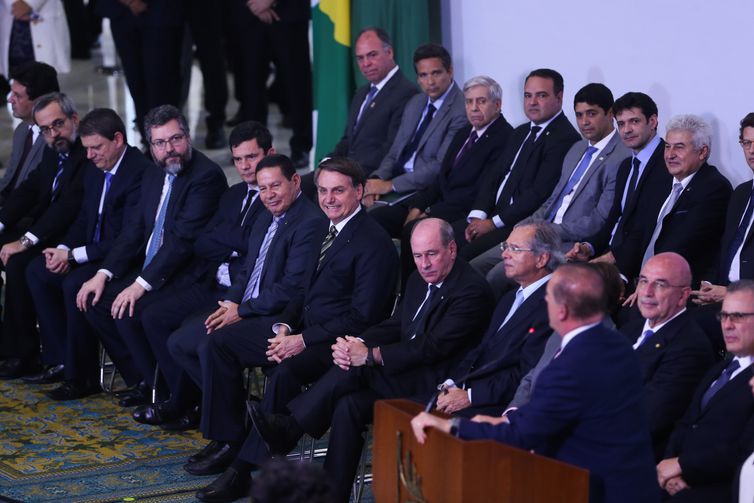 O presidente Jair Bolsonaro participa da Solenidade dos 300 dias de Governo