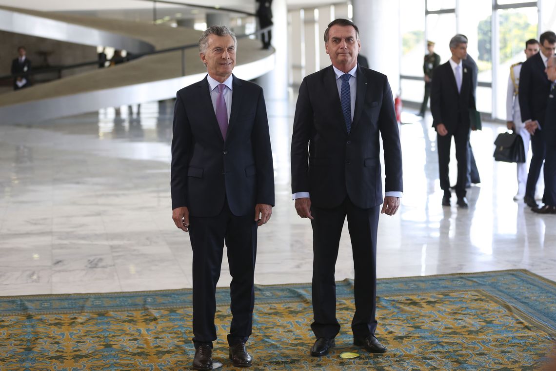 José Cruz/Agência Brasil Presidente Jair Bolsonaro recebe o presidente argentino, Mauricio Macri no Palácio do Planalto durante cerimônia oficial de chegada.