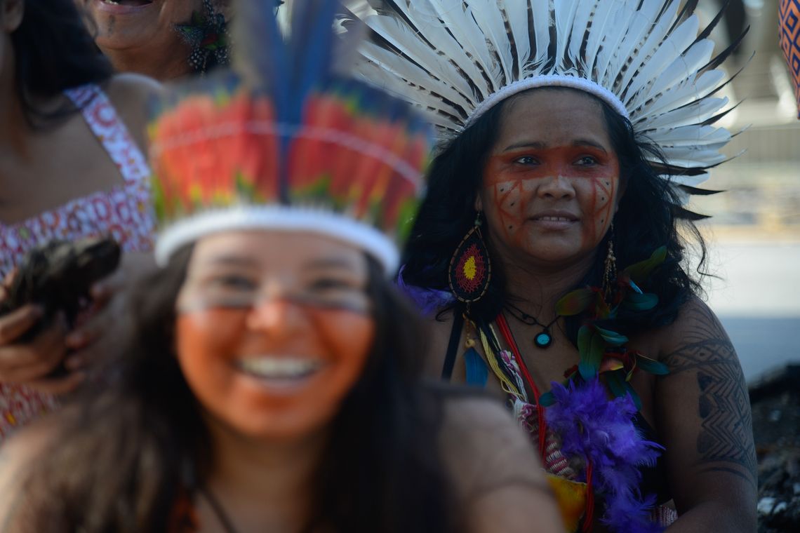 Tomaz Silva/Agência Brasil Rio de Janeiro - Na Aldeia Maracanã, representantes de diversas etnias participam de atividades especiais para lembrar o Dia do Índio (Tomaz Silva/Agência Brasil)