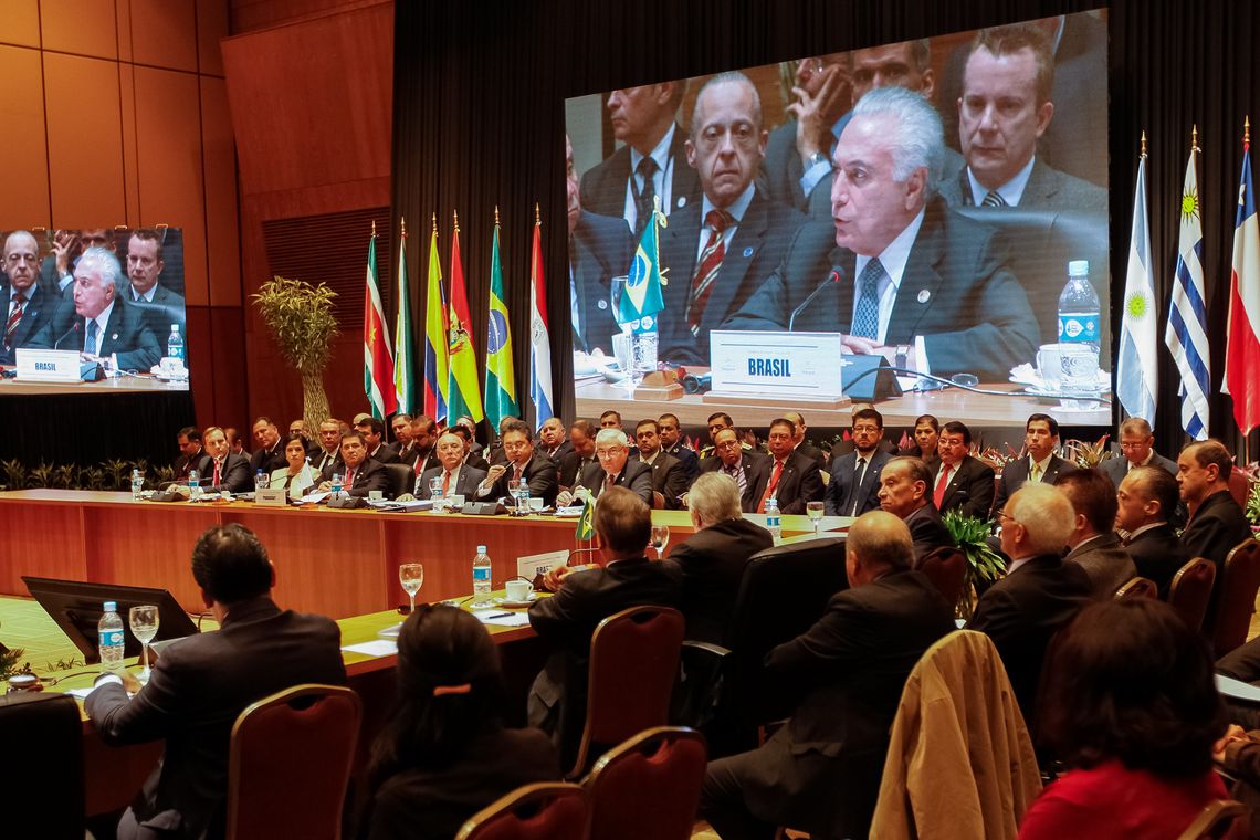 O presidente Michel Temer durante sessão plenária de abertura da Cúpula dos Presidentes do Mercosul, Estados Associados e Convidados Especiais, em Assunção (Paraguai).