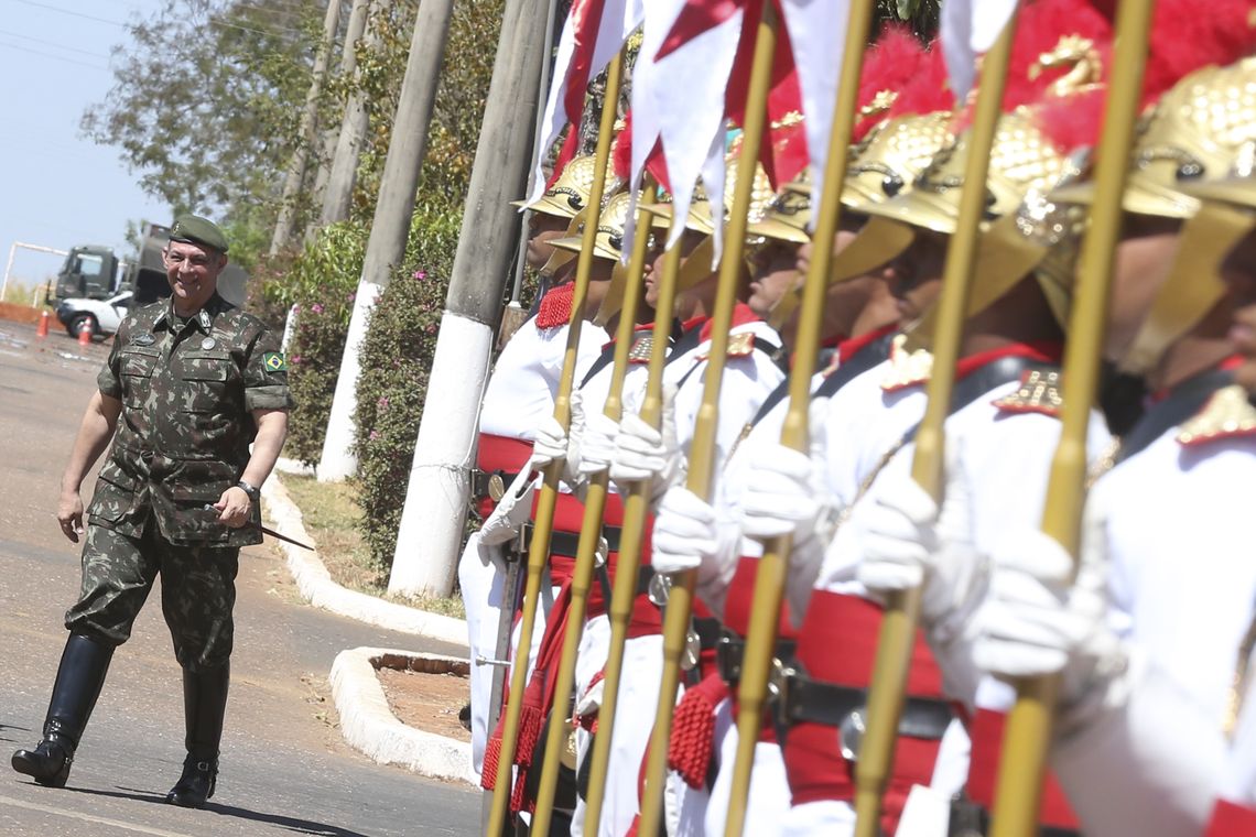 Antonio Cruz/Agência Brasil Cerimônia de despedida do serviço ativo do Exército, do porta-voz da Presidência da República, Otávio Rêgo Barros no batalhão do 1º Regimento de Cavalaria de Guardas