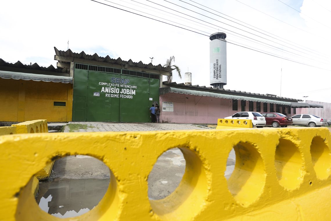 Manaus - Portão principal do Complexo Penitenciário AnÃsio Jobim (Compaj), na capital amazonense (Marcelo Camargo/Agência Brasil)
