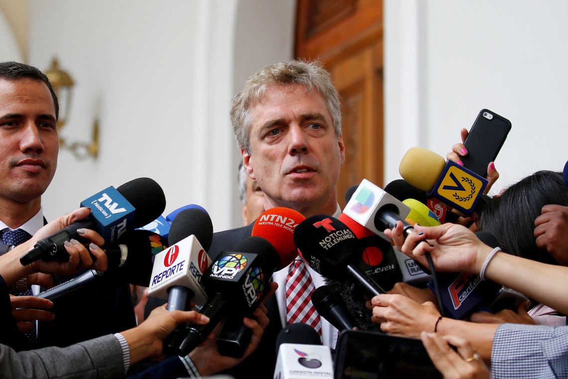 Marco Bello/arquivo Reuters/Direitos reservados O embaixador da Alemanha na Venezuela, Daniel Martin Kriener, concede uma entrevista coletiva em Caracas, Venezuela.