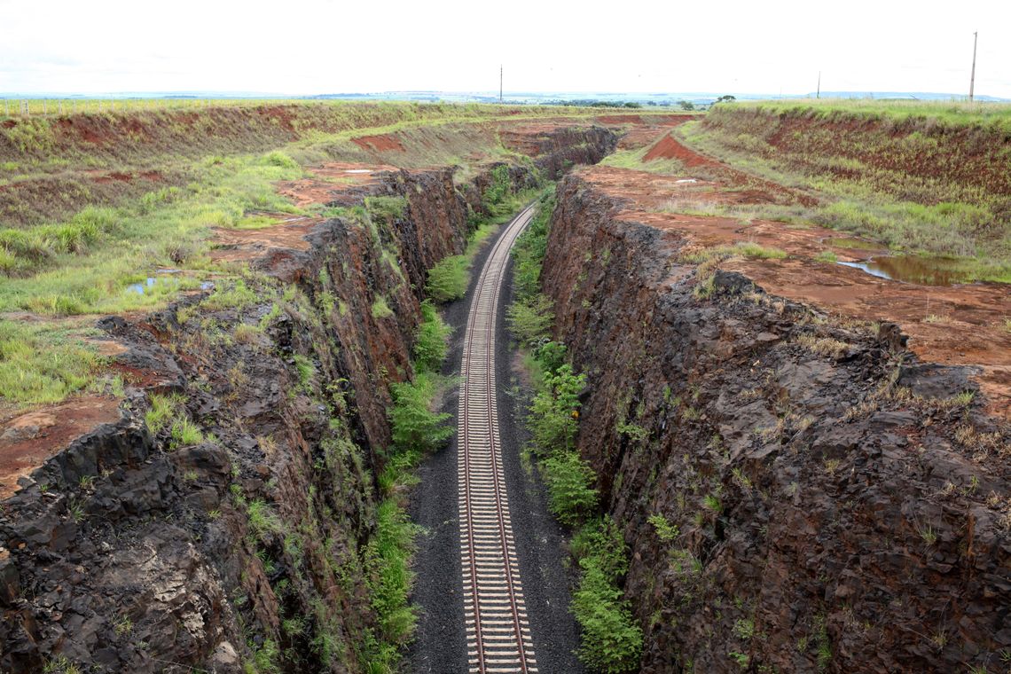 Rio Verde (GO) - Obras de implantação do Polo de Cargas do Sudoeste de Goiás da Ferrovia Norte-Sul, trecho Rio Verde-Santa Helena de Goiás (Beth Santos/Secretaria-Geral da PR)