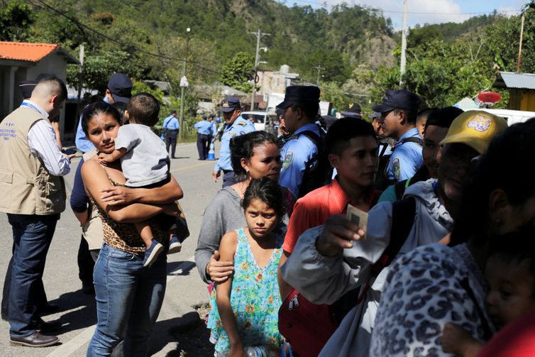 Imigrantes, hondurenhos, Caravana, EUA