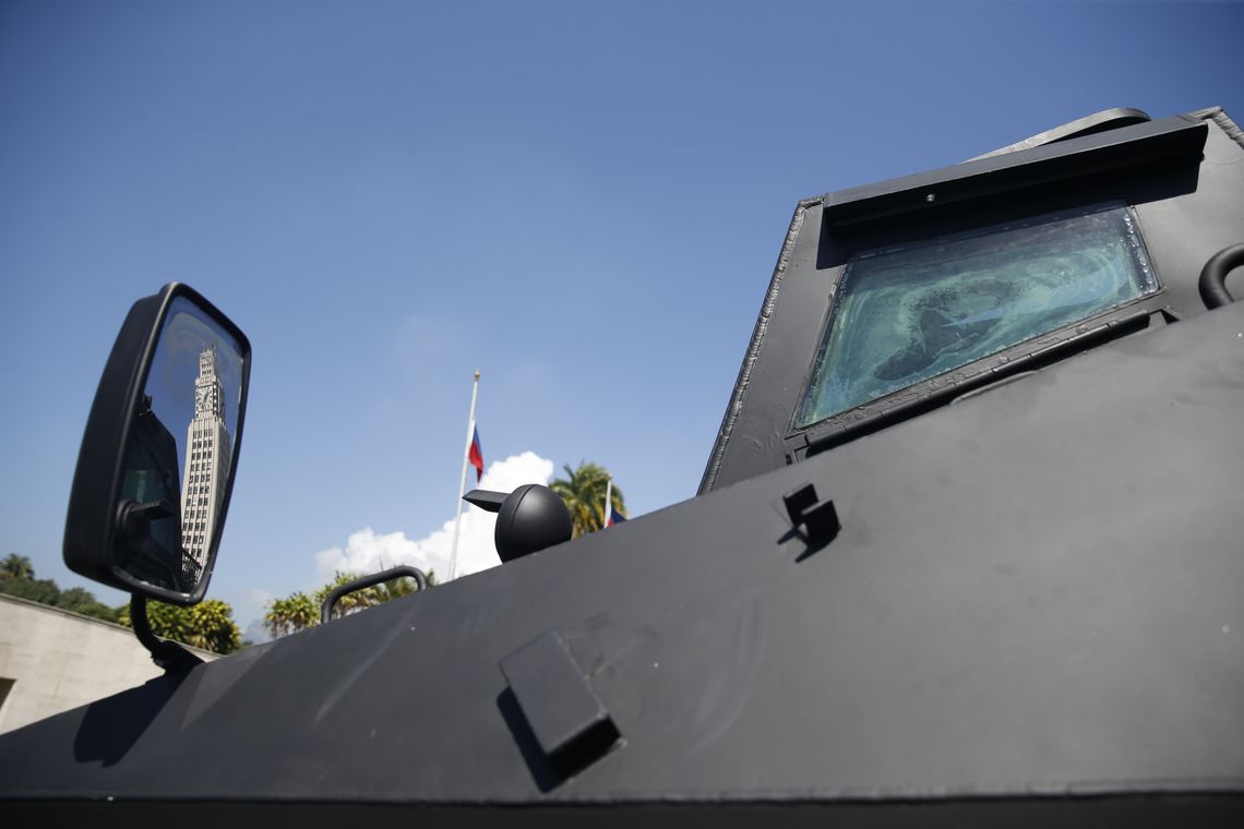 Tânia Rêgo/Agência Brasil Rio de Janeiro - Exército entrega seis veículos blindados à Secretaria de Estado de Segurança do Rio (Tânia Rêgo/Agência Brasil)