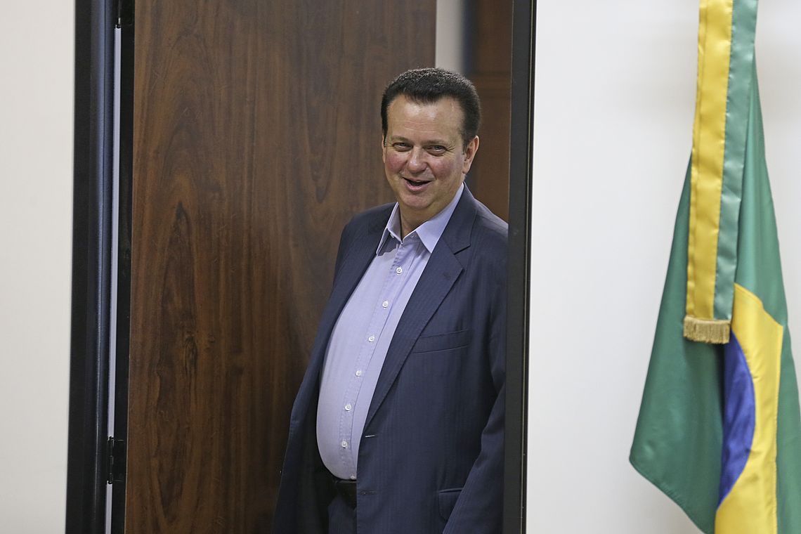 Antonio Cruz/Agência Brasil Brasília - O ministro da Ciência, Tecnologia, Inovações e Comunicações, Gilberto Kassab, fala sobre os desligamentos dos sinais analógicos em Fortaleza e Salvador, que ocorrerão nesta quarta-feira (Antonio Cruz/Agência Brasil)