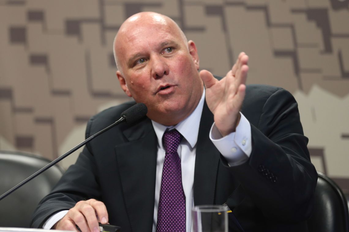 Fabio Rodrigues Pozzebom/Agência Brasil Brasília - O presidente da Fundação Ezute, Eduardo Marson Ferreira, debate aumento da insegurança internacional, na Comissão de Relações Exteriores e Defesa Nacional do Senado (Fabio Rodrigues Pozzebom/Agência Brasil)