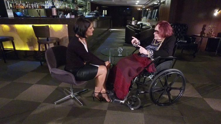 Bibi Ferreira Ã© a entrevistada de hoje do programa Conversa com Roseann Kennedy