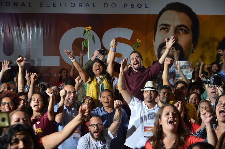 O  PSOL confirmou a candidatura de Guilherme Boulos Ã  PresidÃªncia da RepÃºblica, na convenÃ§Ã£o nacional que reuniu filiados do partido