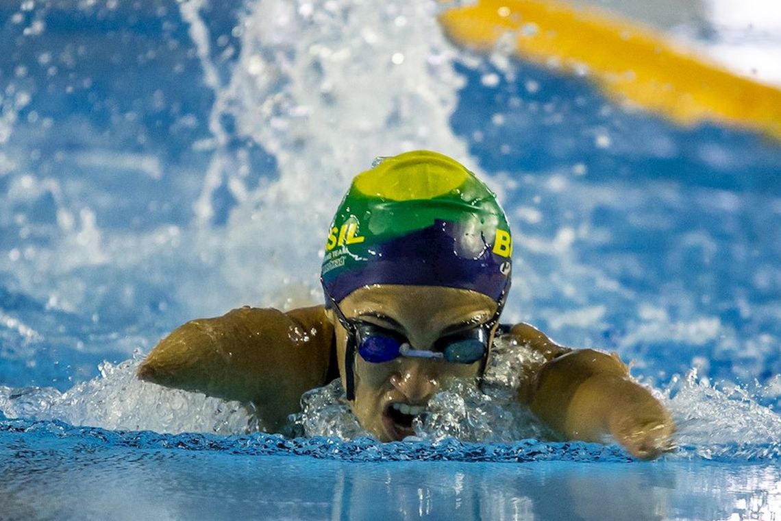 A nadadora Maria Dayanne da Silva nas Paralimpíadas universitárias 2018.