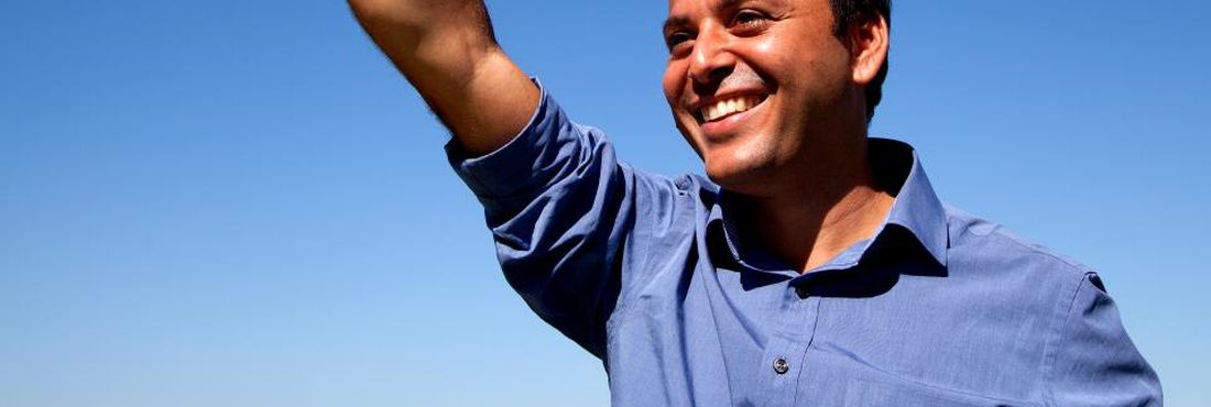 Rodrigo Neves (PT), candidato a prefeito em Niterói (RJ) Rodrigo Neves (PT), candidato a prefeito em Niterói (RJ)