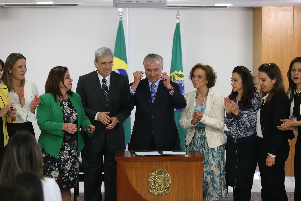 Valter Campanato/Agência Brasil Brasília - O presidente Michel Temer durante a cerimônia de assinatura do decreto de criação da Rede Brasil Mulher, no Palácio do Planalto (Valter Campanato/Agência Brasil)
