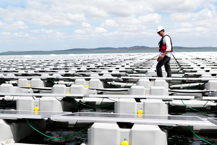 Usina Fotovoltaica Flutuante, da Companhia Hidro Elétrica do São Francisco