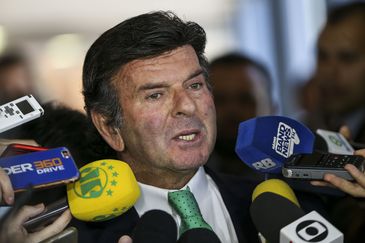 Marcelo Camargo/Agência Brasil/Agência Brasil O ministro do Supremo Tribunal Federal (STF) Luiz Fux coordena audiência de instrução do processo que questiona a legalidade da tabela de preços mínimos do frete para o transporte rodoviário de cargas. Participaram representantes de governo,