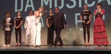 Theatro Municipal consagra Ney Matogrosso