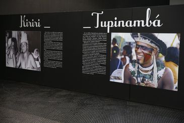 Abertura da exposição Índios: Os Primeiros Brasileiros, no Memorial dos Povos Indígenas, em Brasília. As imagens e documentos expostos permitem que o público viaje pela história do Brasil e dos povos indígenas. 