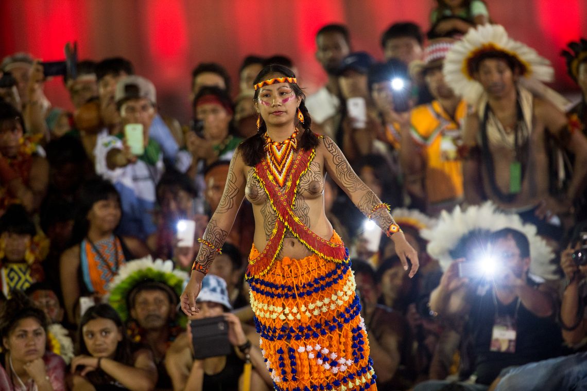 Marcelo Camargo/Agência Brasil Palmas (TO) - Mulheres de diversas etnias participam de desfile de beleza indígena durante os Jogos Mundiais dos Povos Indígenas ( Marcelo Camargo/Agência Brasil)
