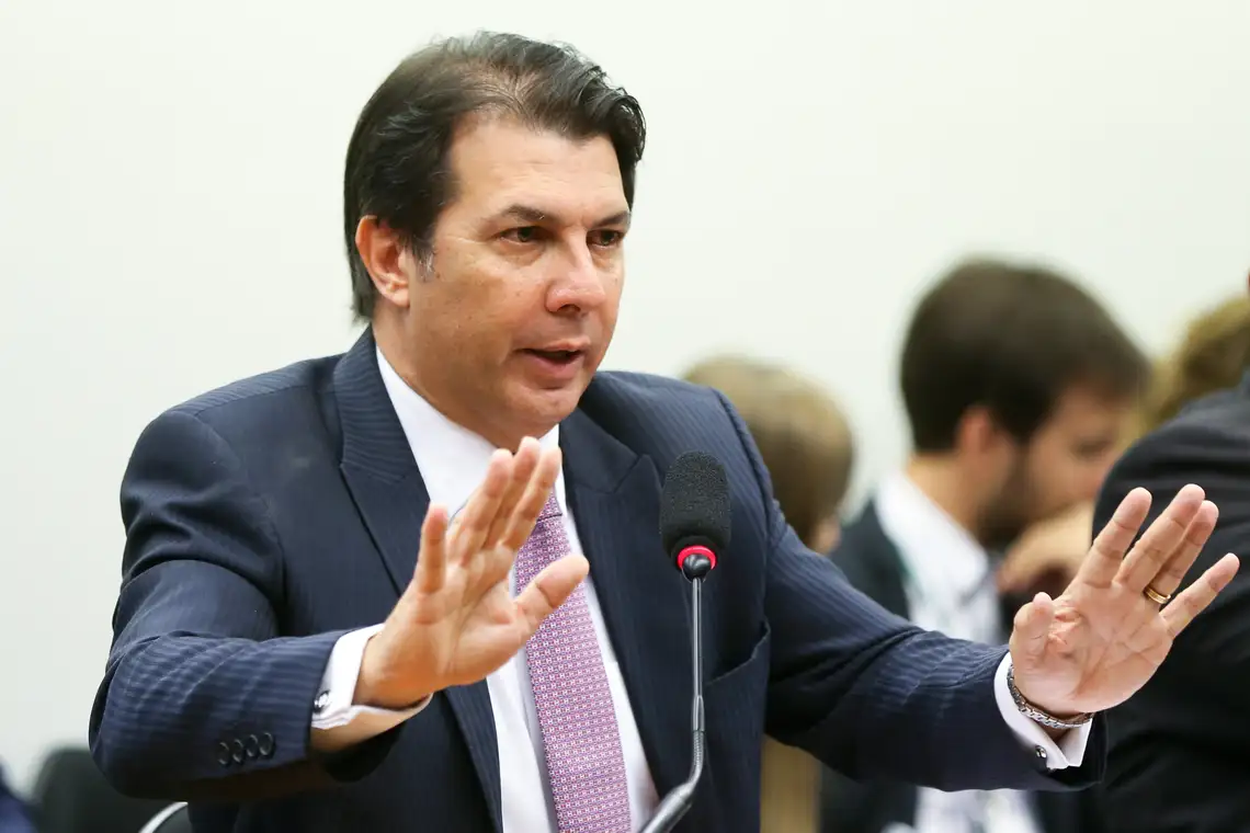 Marcelo Camargo/Agência Brasil Brasília - O deputado Arthur Maia faz a leitura do seu relatório na Comissão Especial que analisa a proposta de emenda à Constituição (PEC) da reforma da Previdência (PEC 287/16) (Marcelo Camargo/Agência Brasil)