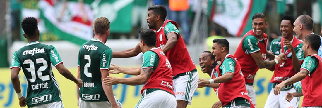 Palmeiras vence Chapecoense e conquista Campeonato Brasileiro Palmeiras vence Chapecoense e conquista Campeonato Brasileiro