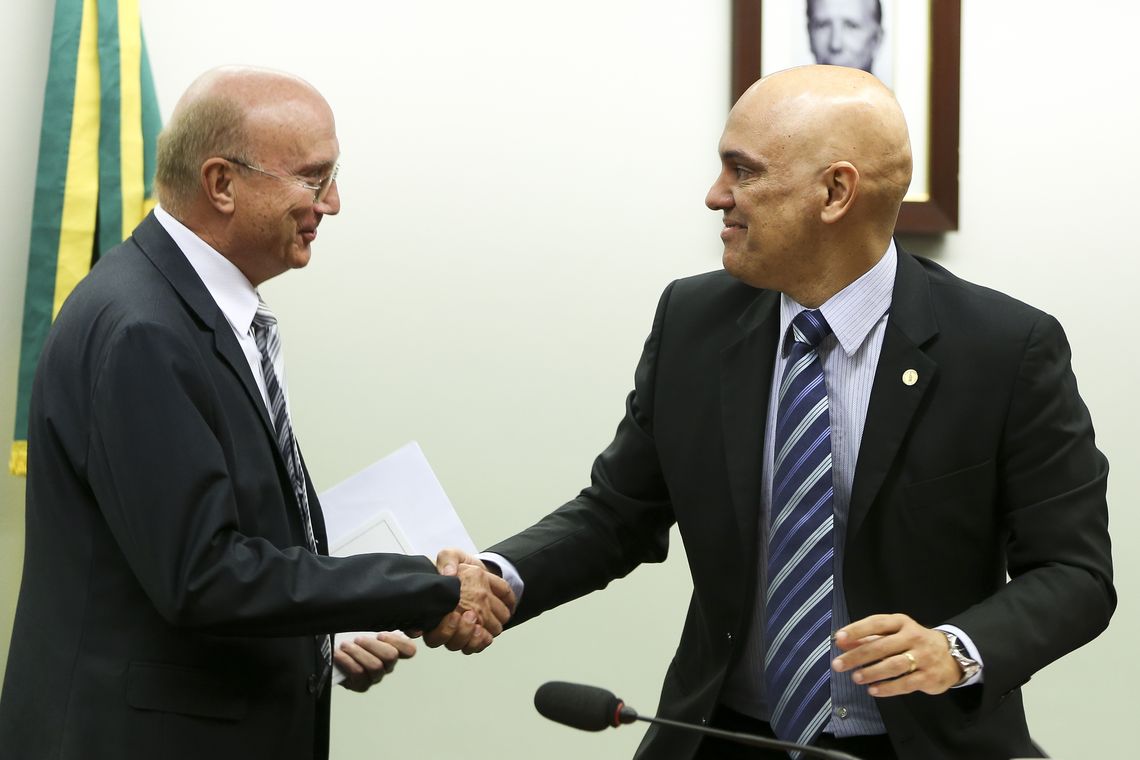 Marcelo Camargo/Agência Brasil Brasília - O ministro da Justiça e Segurança Pública, Osmar Serraglio, e o ministro do STF Alexandre de Moraes durante audiência pública sobre o projeto do Código de Processo Penal (Marcelo Camargo/Agência Brasil)